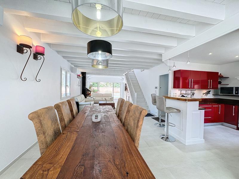 Villa - 190 m² - 8 pièces