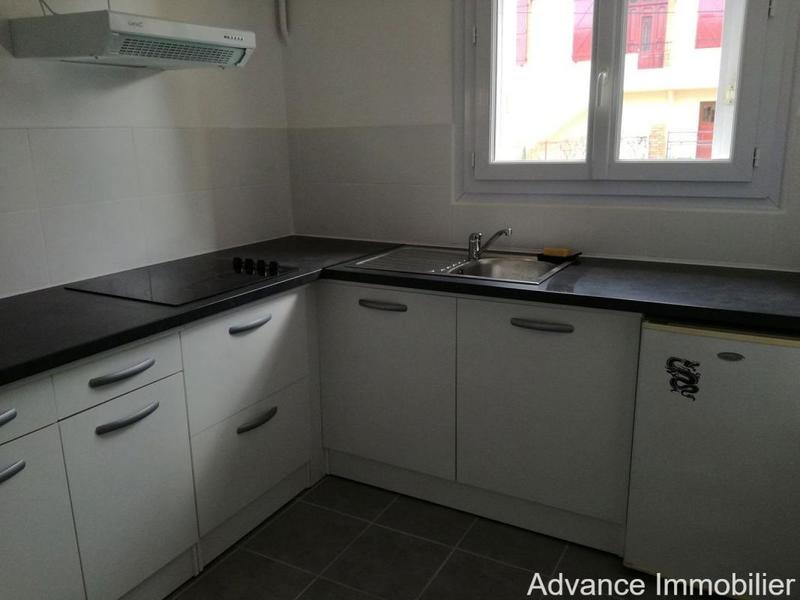 Bureau - 180 m² - 8 pièces