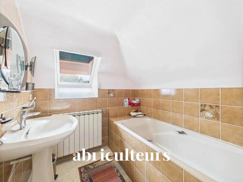 Maison ancienne - 111 m² - 5 pièces