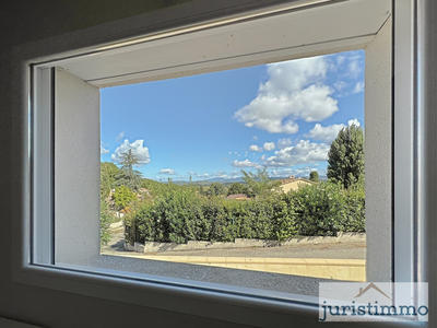 Villa - 111 m² - 6 pièces