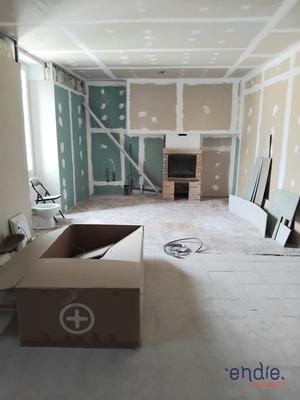 Maison - 228 m² - 10 pièces