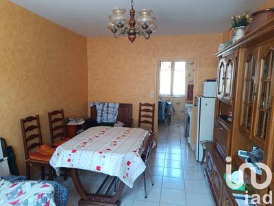 Maison - 80 m² - 5 pièces