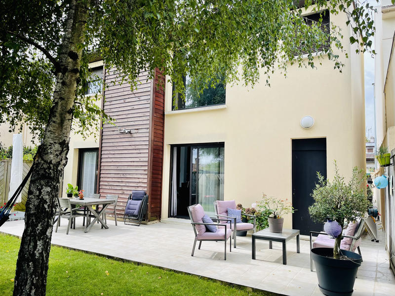 Maison - 117 m² - 6 pièces