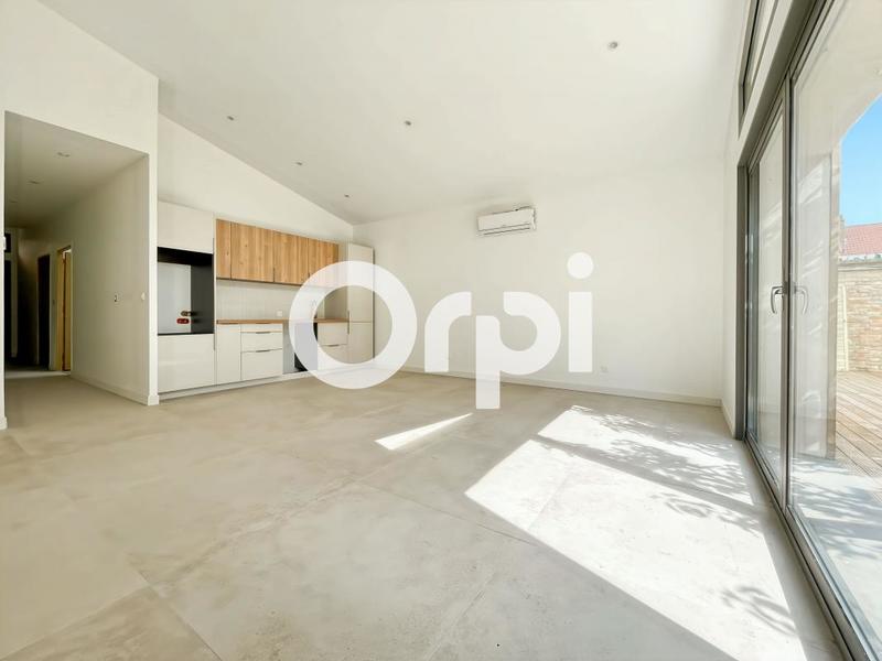 Loft - 68 m² - 3 pièces