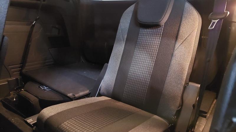 Peugeot 5008 BlueHDi 130 s&amp;S Eat8 Active Business