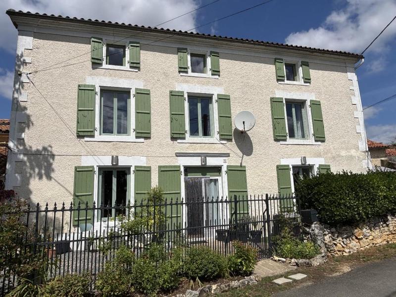Maison - 148 m² - 8 pièces