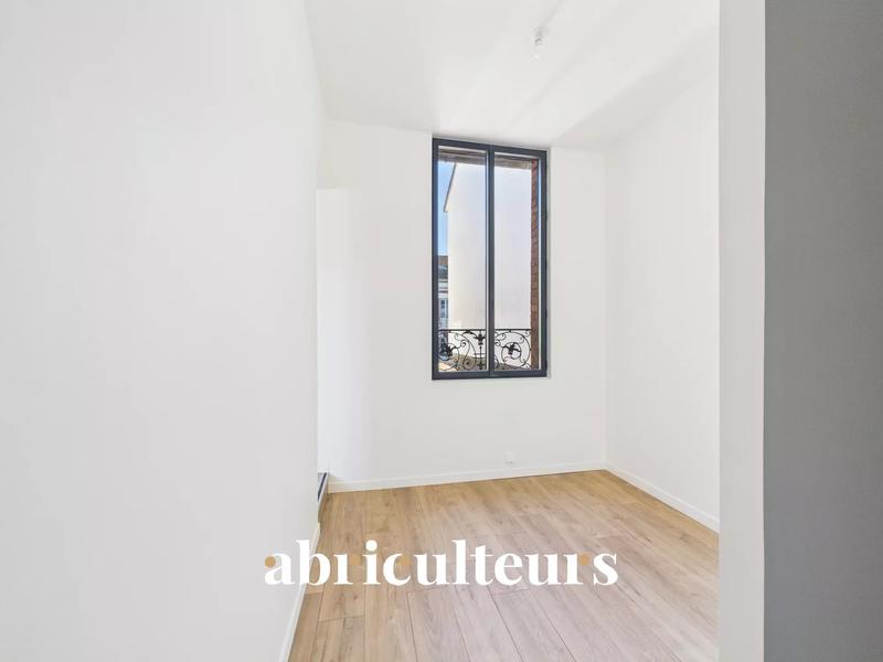 Maison - 25 m² - 5 pièces