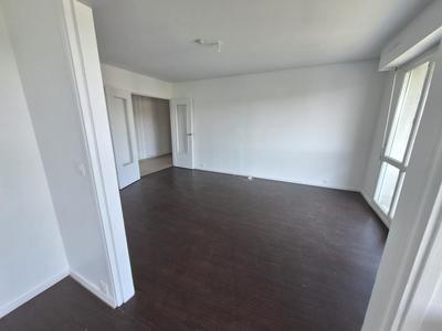 Appartement ancien - 75 m² - 4 pièces