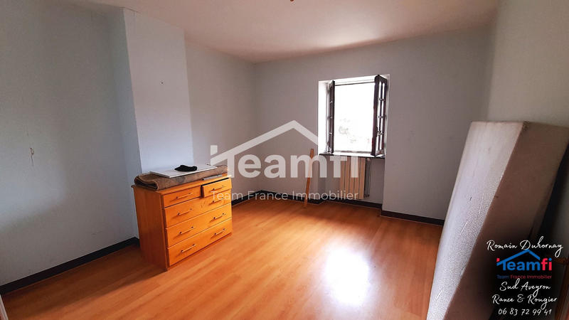 Maison - 192 m² - 20 pièces