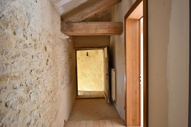 Corps de ferme - 1 260 m² - 14 pièces