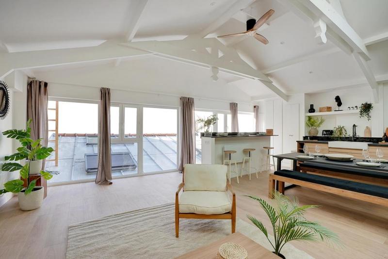 Appartement - 90 m² - 4 pièces