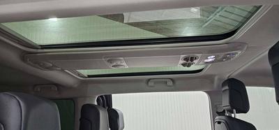 Peugeot Traveller m BlueHDi 180ch s&amp;S Eat8 Business Pack