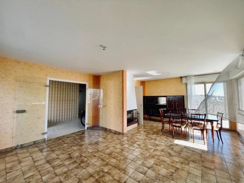 Pavillon - 188 m² - 7 pièces