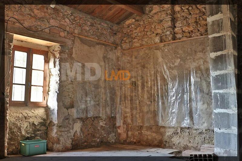 Maison en pierre - 140 m² - 5 pièces