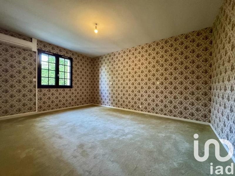 Maison - 257 m² - 9 pièces