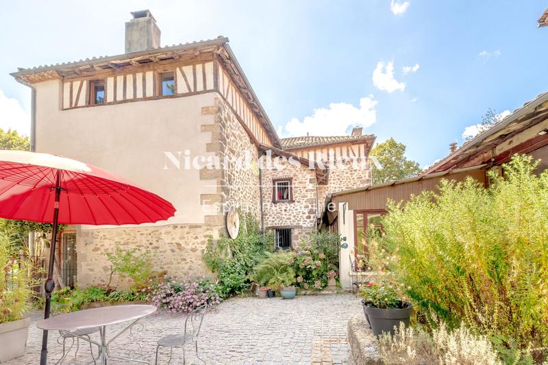 Maison ancienne - 154 m² - 6 pièces