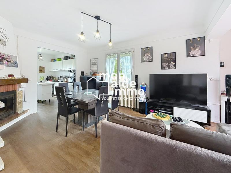 Maison - 160 m² - 5 pièces