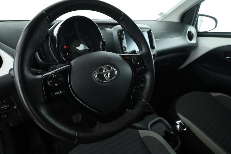 Toyota Aygo 1.0 Vvt-i X-Play X-Shift 5p 72 ch