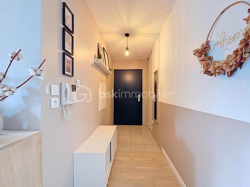 Appartement - 65 m² - 2 pièces