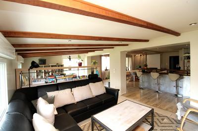 Maison traditionnelle - 165 m² - 6 pièces