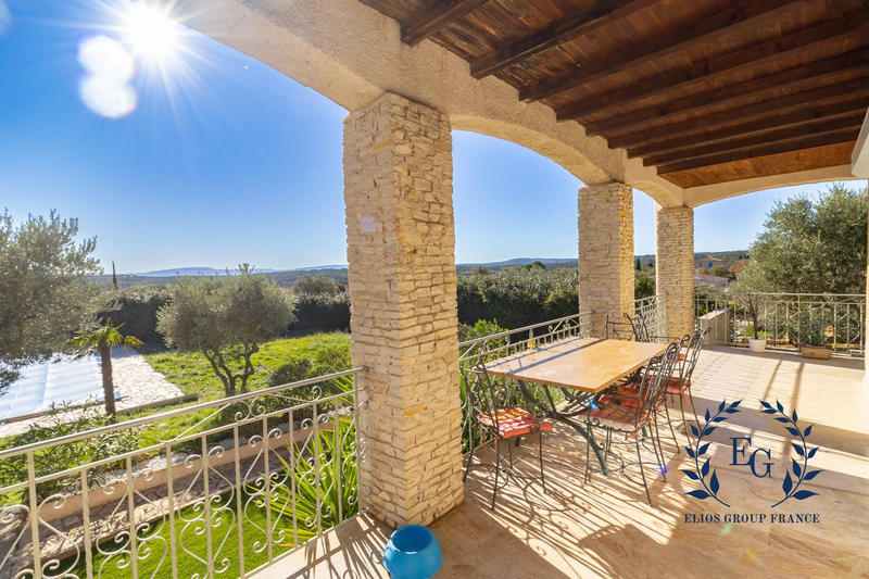 Maison - 188 m² - 5 pièces