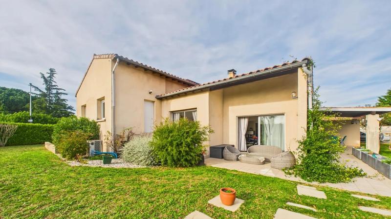 Maison - 185 m² - 6 pièces