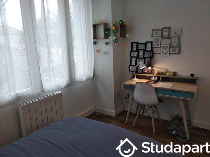 Chambre - 11 m² - 1 pièce