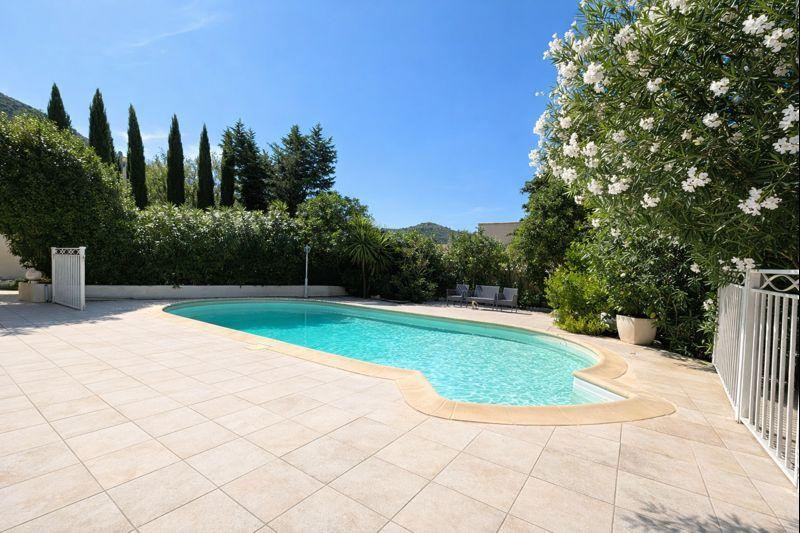 Villa - 123 m² - 4 pièces