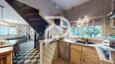 Maison - 120 m² - 5 pièces