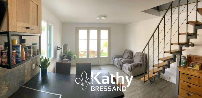 Maison - 90 m² - 4 pièces