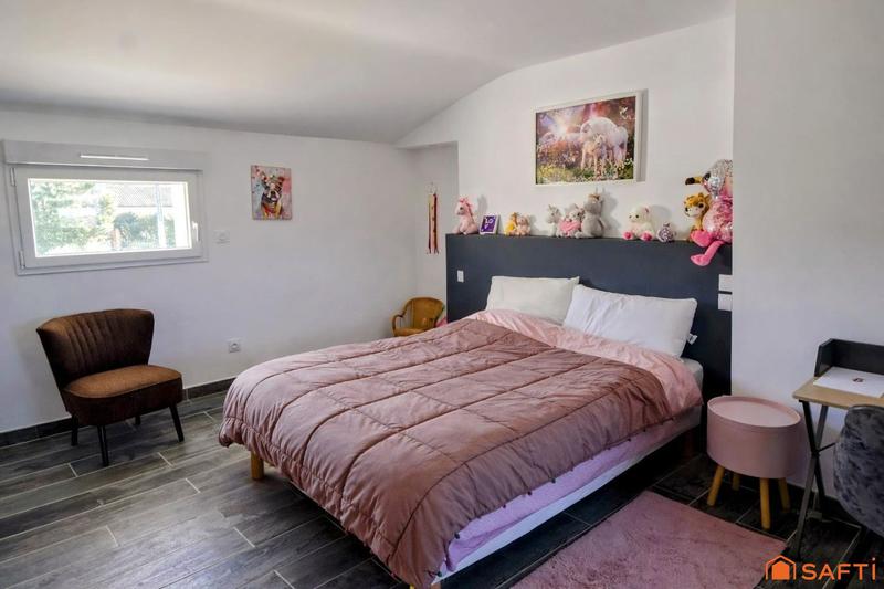 Maison - 627 m² - 21 pièces