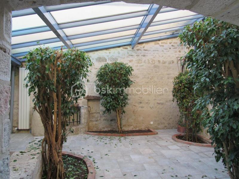 Immeuble - 147 m² - 5 pièces