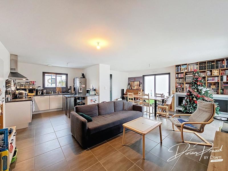 Maison - 87 m² - 4 pièces