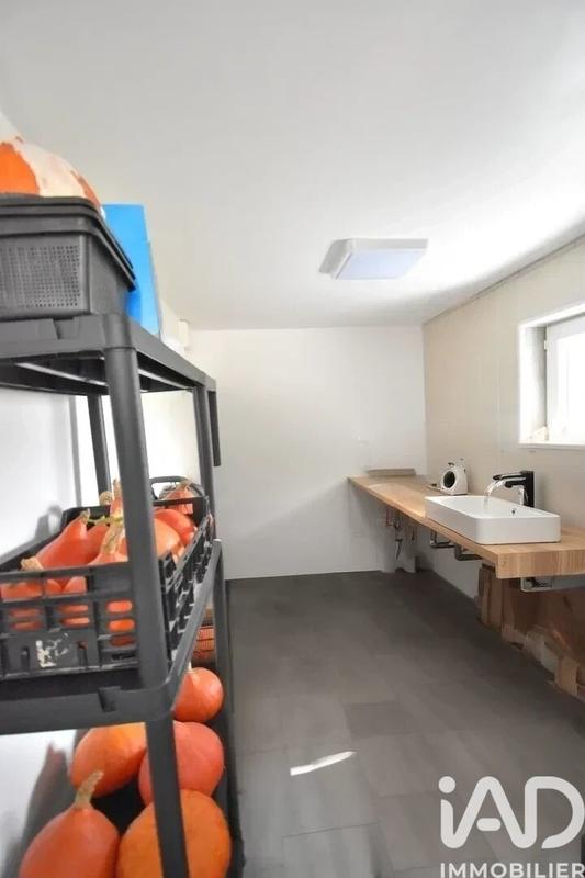 Maison - 212 m² - 5 pièces