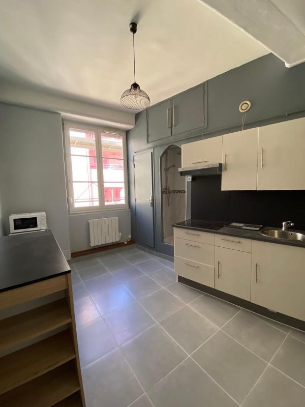 Studio - 16 m² - 1 pièce