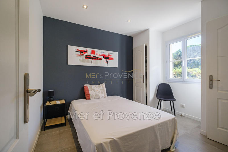 Villa - 90 m² - 4 pièces