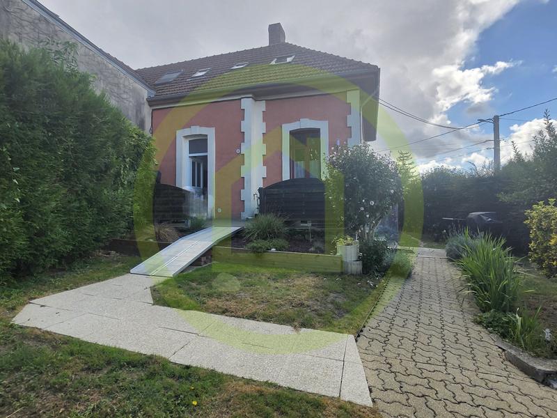 Maison - 68 m² - 5 pièces