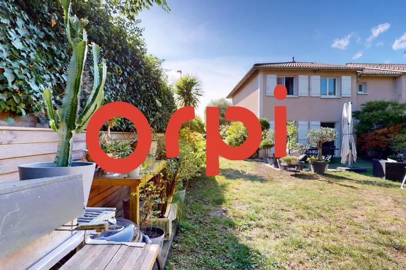 Maison - 98 m² - 5 pièces