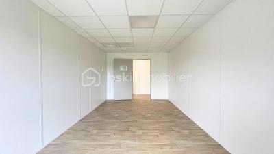 Bureau - 19 m² - 1 pièce