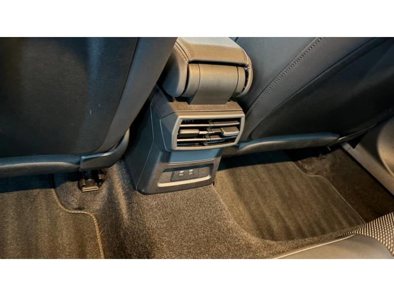 Audi A3 Berline 35 Tfsi Mild Hybrid 150 s tronic 7 s line