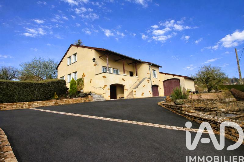 Maison - 177 m² - 6 pièces