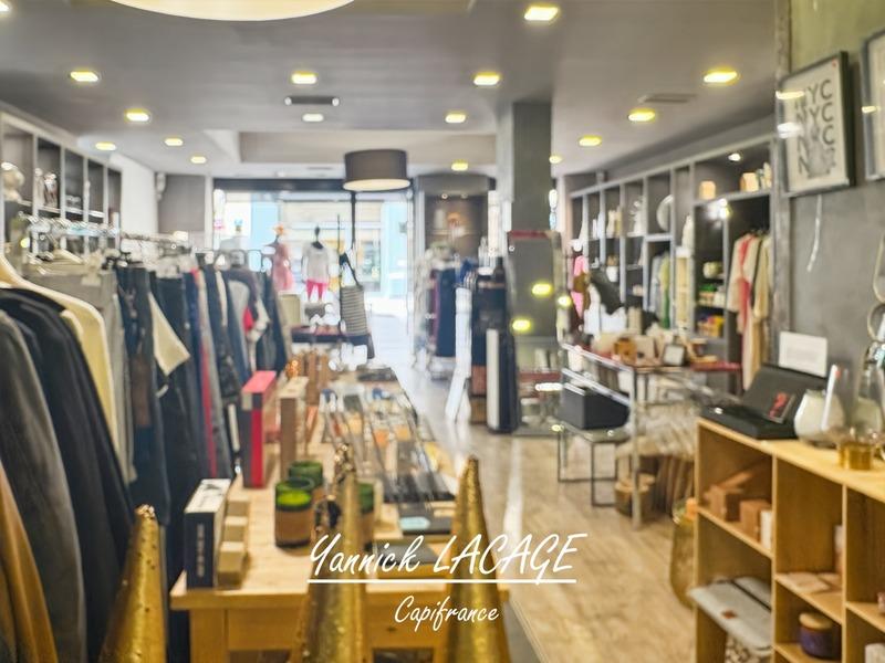 Fonds de commerce - 210 m²