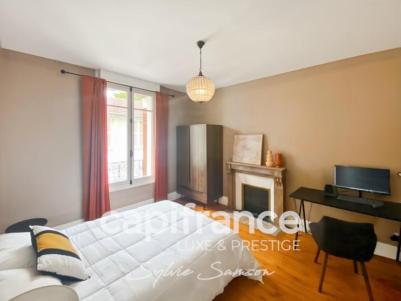 Maison bourgeoise - 165 m² - 8 pièces