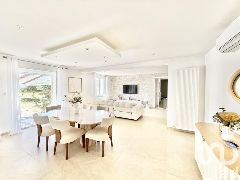 Maison - 155 m² - 7 pièces