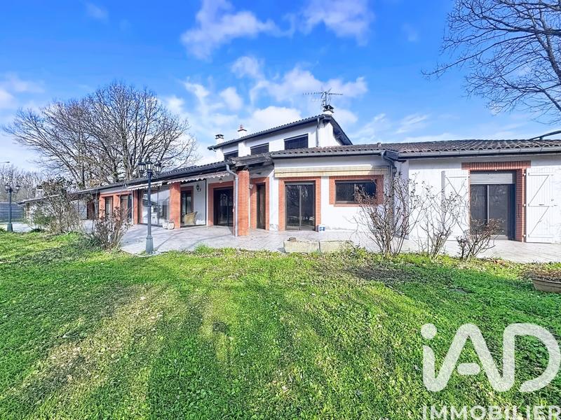 Maison - 150 m² - 5 pièces