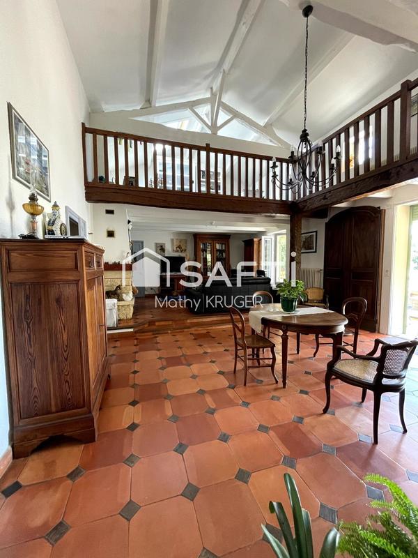 Maison - 173 m² - 5 pièces