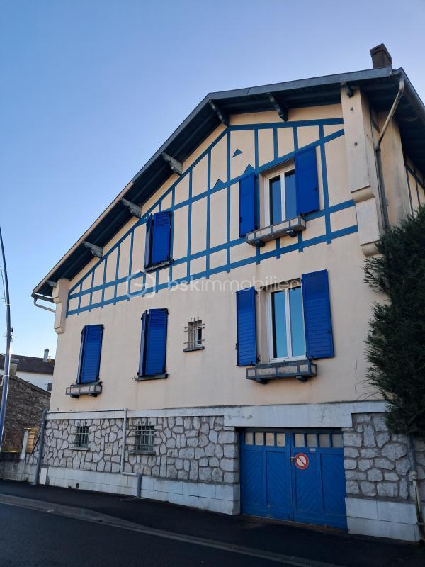 Maison - 176 m² - 6 pièces