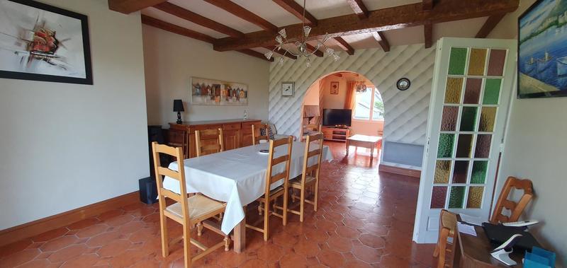 Maison - 165 m² - 7 pièces