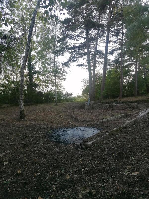 Terrain constructible - 1 050 m²