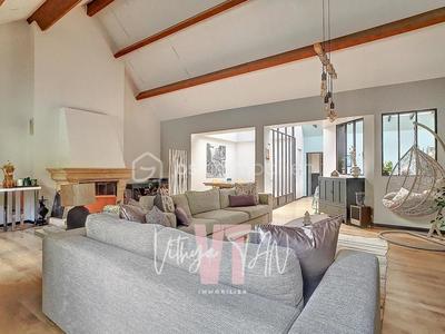 Maison - 190 m² - 7 pièces